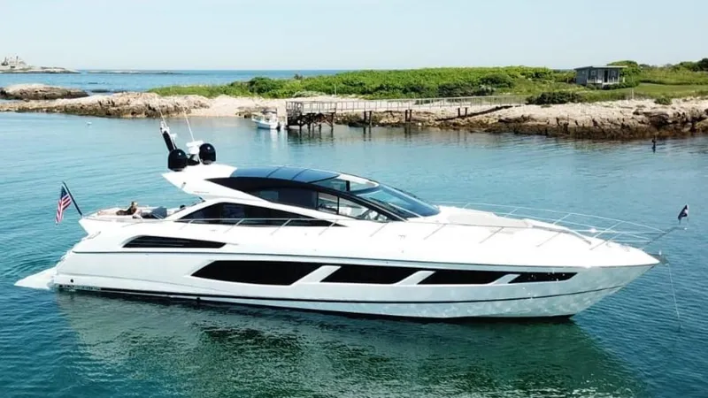 The Image of Sunseeker Predator 2018 - 0