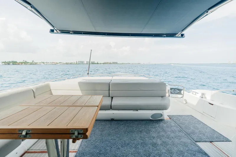 Slide: The Image of Sunseeker Predator 2018 - 11