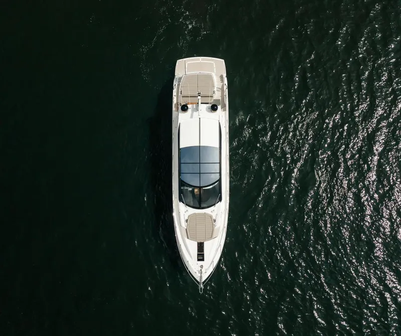 Slide: The Image of Sunseeker Predator 2018 - 44
