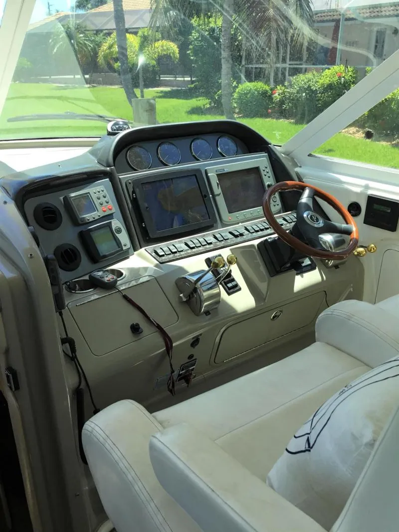 Slide: The Image of Sea Ray 40 Motor Yacht 2005 - 23