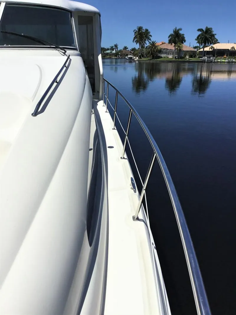 Slide: The Image of Sea Ray 40 Motor Yacht 2005 - 29