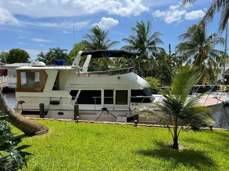 The Image of Heritage East Sundeck Trawler 1989 - 0