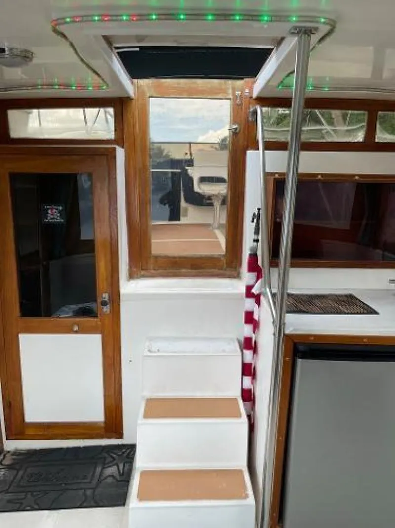 Slide: The Image of Heritage East Sundeck Trawler 1989 - 17