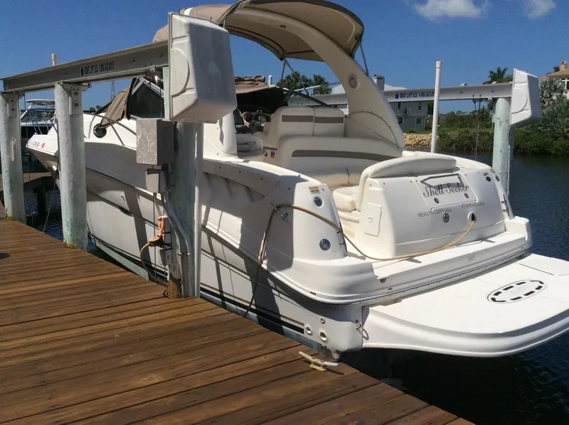 The Image of Sea Ray 320 2003 - 0