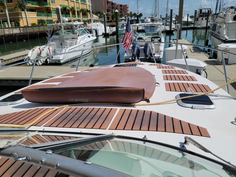 Slide: The Image of Rinker Fiesta Vee 342 2005 - 7