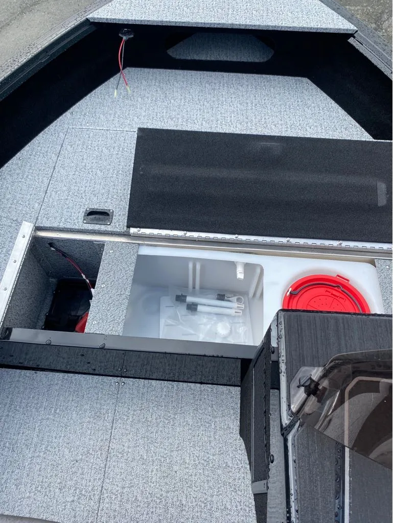 Slide: The Image of Smoker Craft Pro Angler 165 SC 2027 - 8