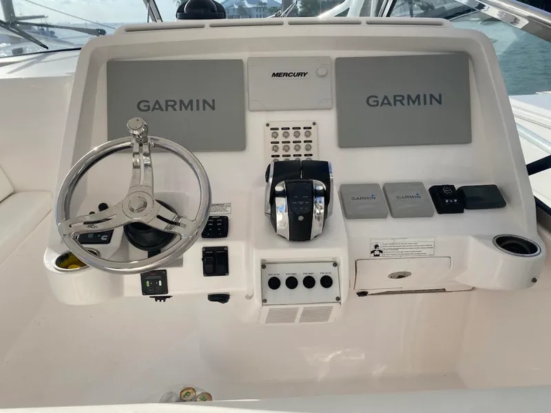 Slide: The Image of Intrepid 475 Sport Yacht 2019 - 9