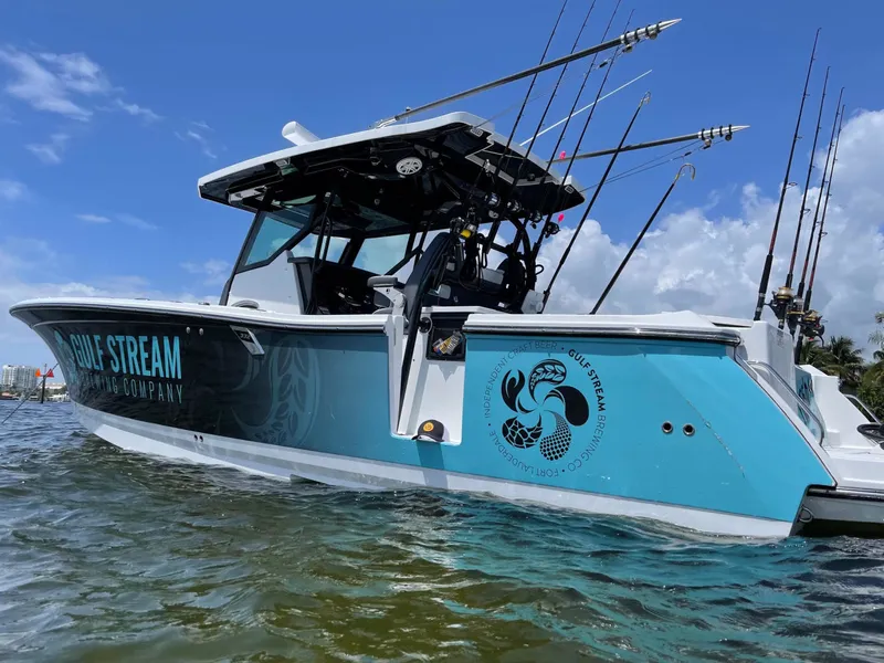 The Image of Blackfin 332 CC 2020 - 0