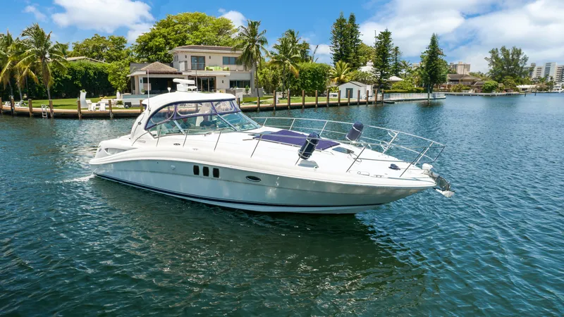 The Image of Sea Ray 40 Sundancer 2007 - 0