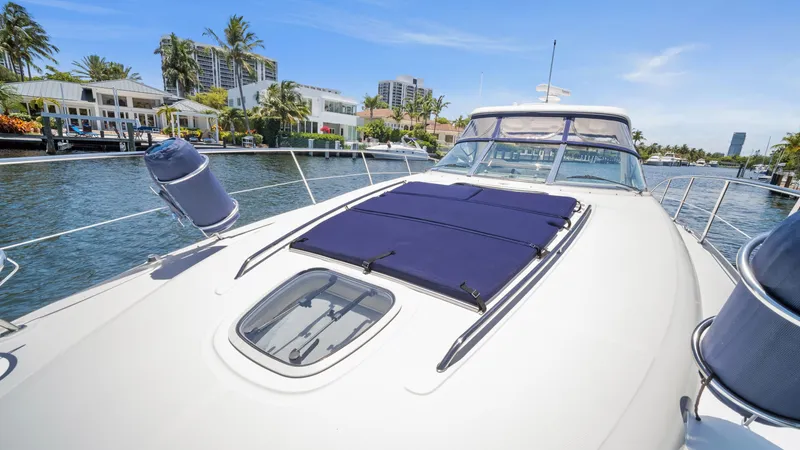 Slide: The Image of Sea Ray 40 Sundancer 2007 - 10