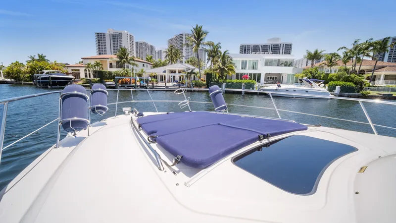 Slide: The Image of Sea Ray 40 Sundancer 2007 - 12