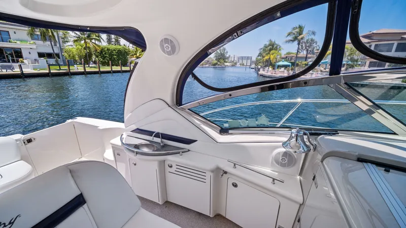 Slide: The Image of Sea Ray 40 Sundancer 2007 - 22