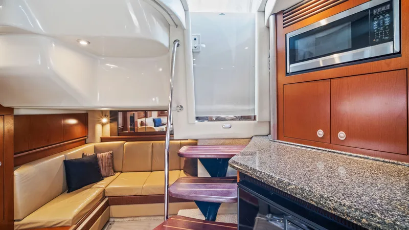Slide: The Image of Sea Ray 40 Sundancer 2007 - 27