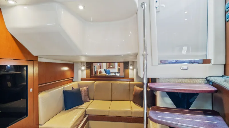 Slide: The Image of Sea Ray 40 Sundancer 2007 - 28
