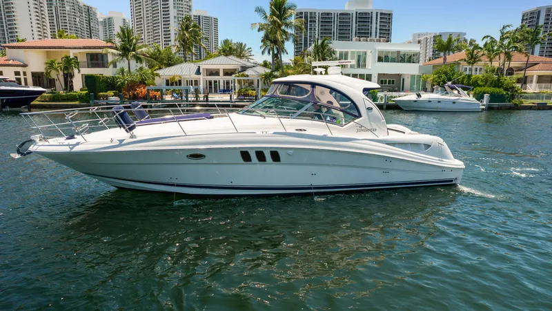 Slide: The Image of Sea Ray 40 Sundancer 2007 - 3
