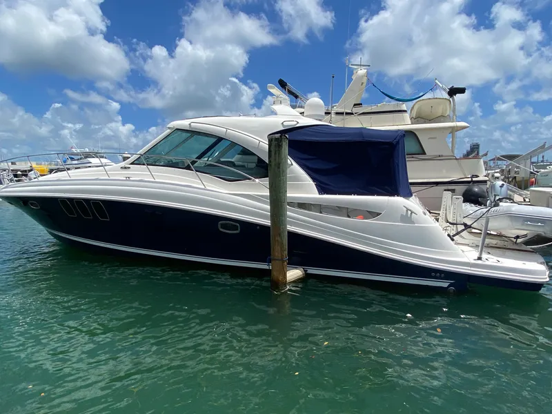 The Image of Sea Ray 48 Sundancer 2008 - 0
