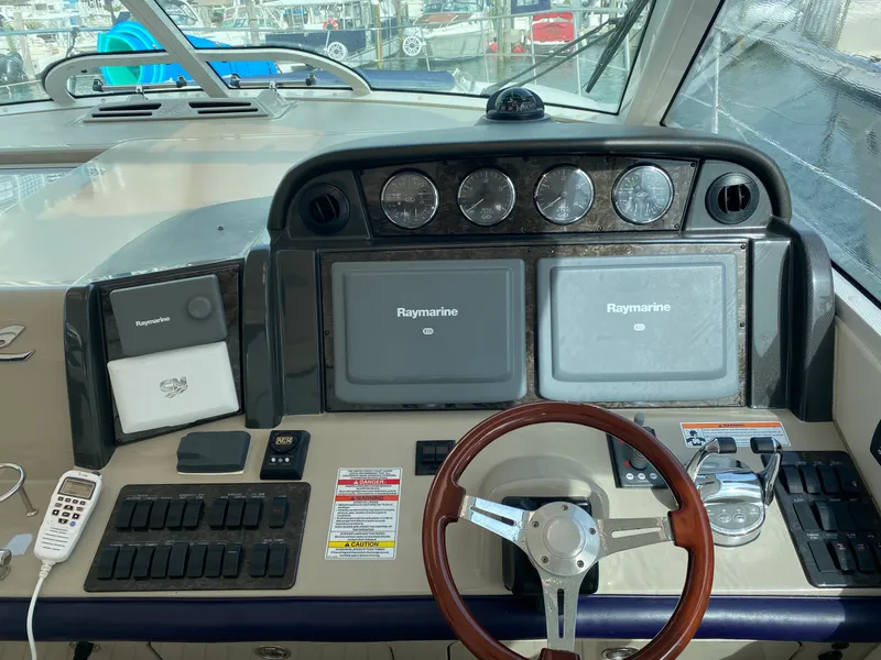 Slide: The Image of Sea Ray 48 Sundancer 2008 - 4