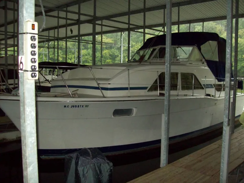 The Image of Chris-Craft Catalina 1979 - 0