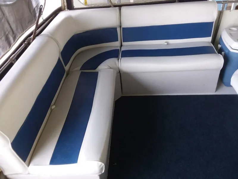 Slide: The Image of Chris-Craft Catalina 1979 - 11