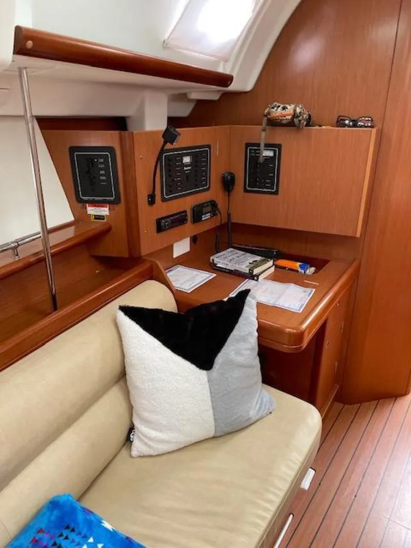 Slide: The Image of Beneteau 343 2008 - 6