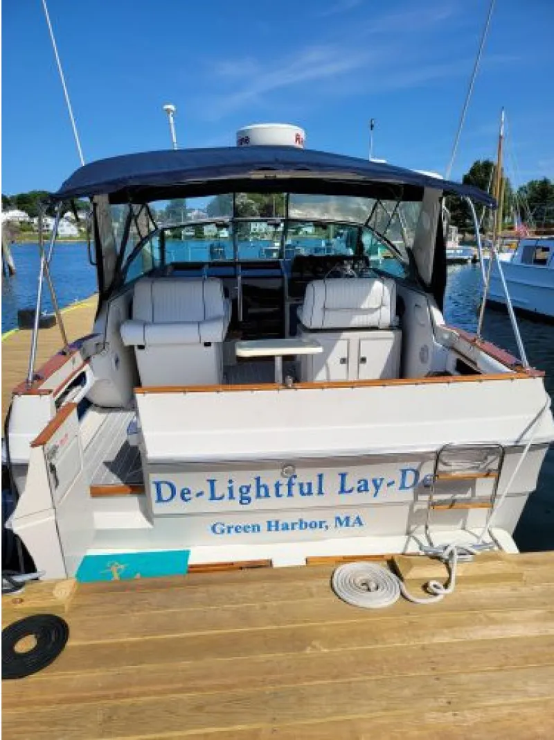 Slide: The Image of Sea Ray 340 Express Cruiser 1988 - 2