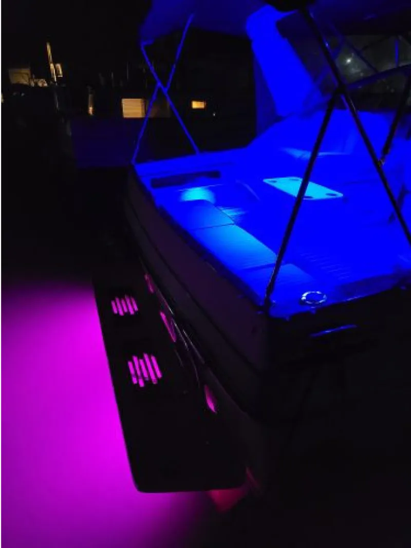 Slide: The Image of Sea Ray 340 Express Cruiser 1988 - 3