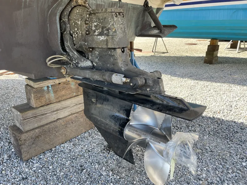 Slide: The Image of Sea Ray 240 Sundancer 2002 - 26