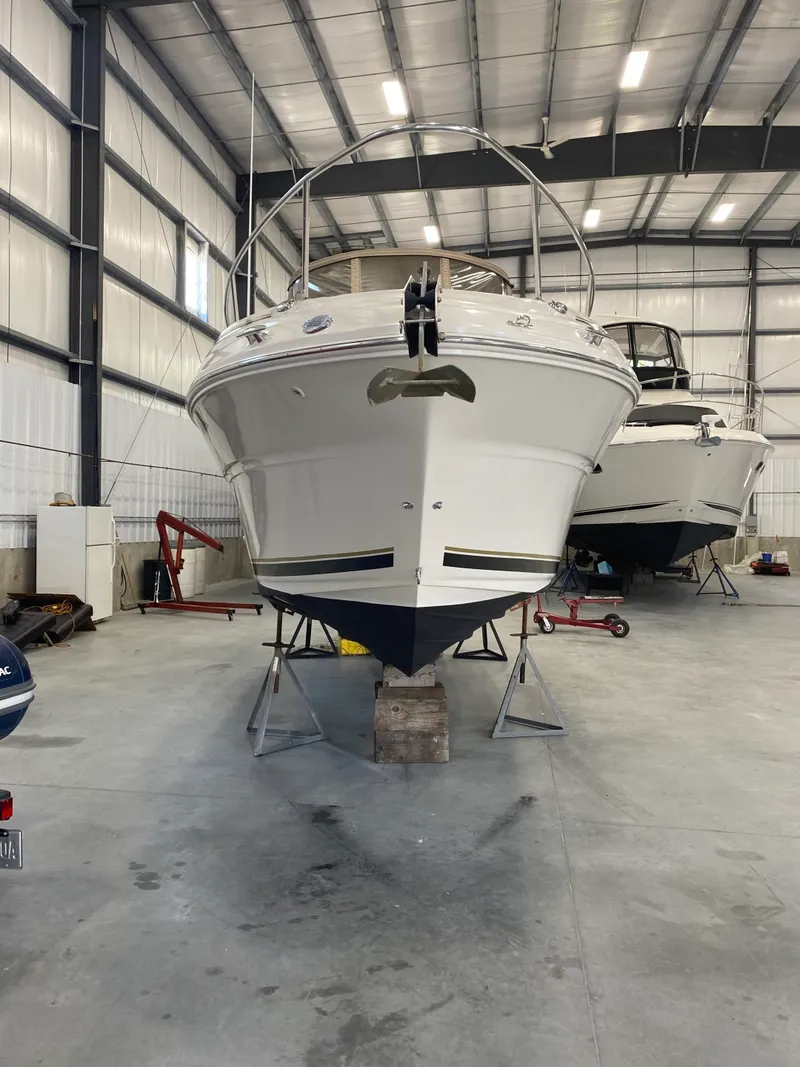 Slide: The Image of Sea Ray 240 Sundancer 2002 - 5
