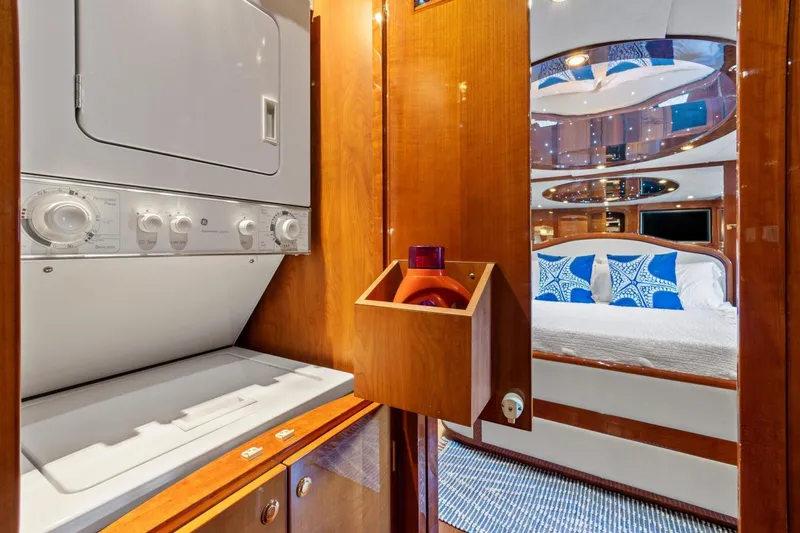 Slide: The Image of Jefferson Starship Pilothouse 2006 - 41