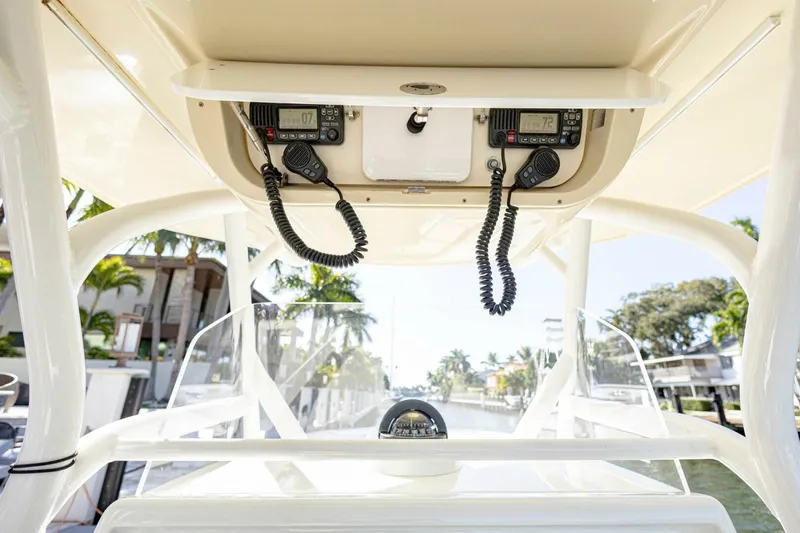 Slide: The Image of Yellowfin Offshore 2015 - 33