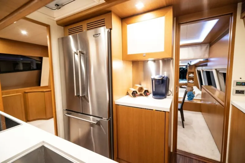 Slide: The Image of Ferretti 780 2007 - 16