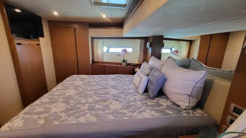 Slide: The Image of Ferretti 780 2007 - 24