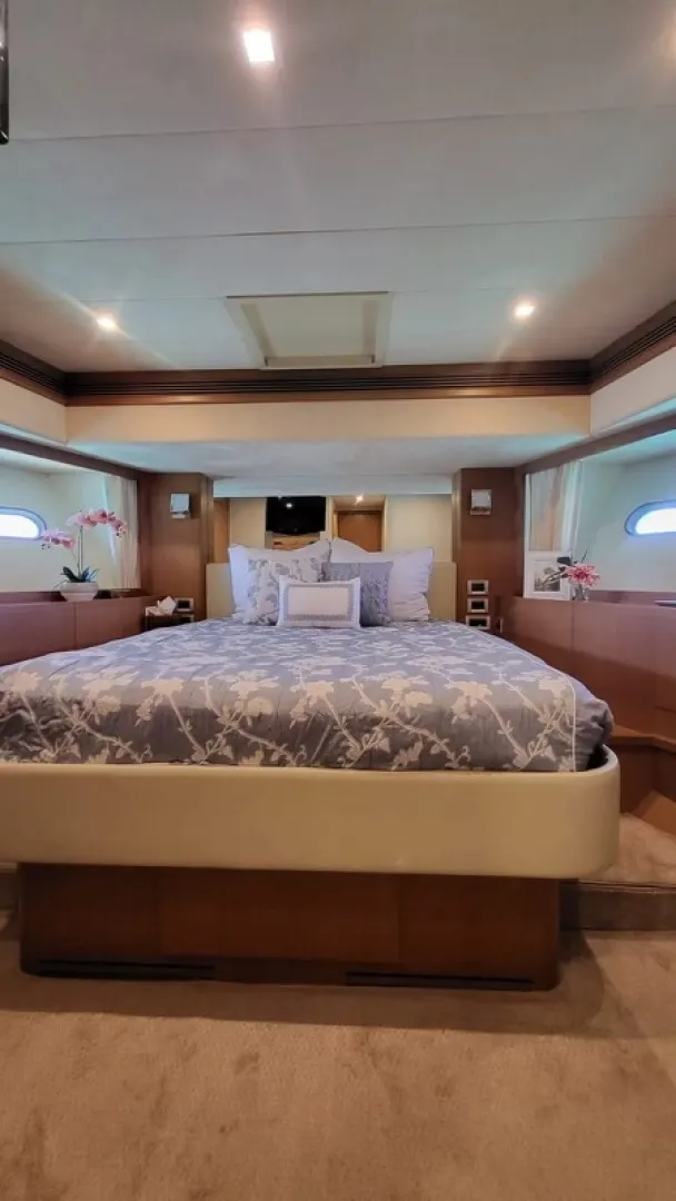 Slide: The Image of Ferretti 780 2007 - 25