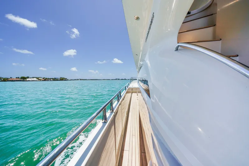 Slide: The Image of Marquis 65 Pilothouse 2006 - 11