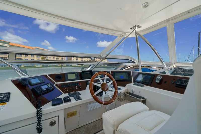 Slide: The Image of Marquis 65 Pilothouse 2006 - 12