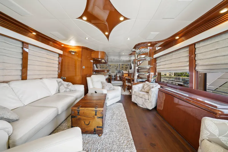 Slide: The Image of Marquis 65 Pilothouse 2006 - 21