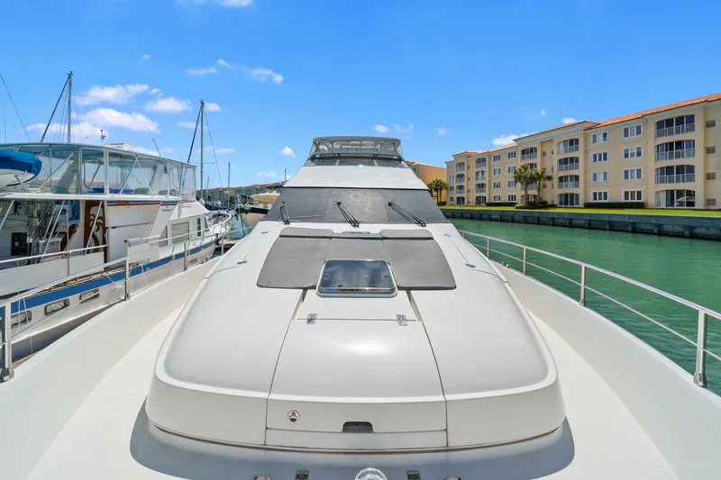 Slide: The Image of Marquis 65 Pilothouse 2006 - 9