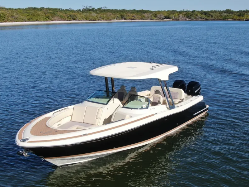 Slide: The Image of Chris-Craft 30 Calypso 2018 - 8
