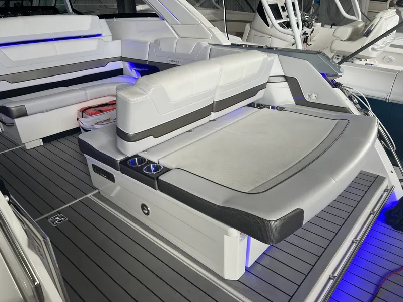 Slide: The Image of Formula 380 Super Sport Crossover OB 2021 - 9