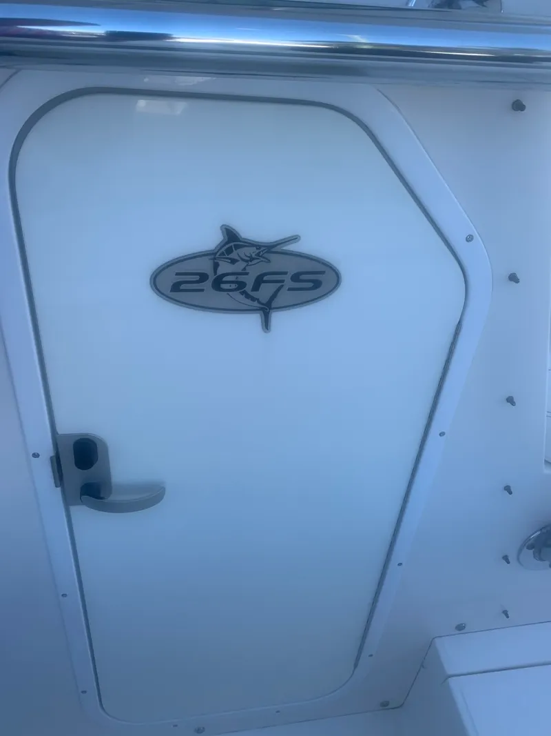 Slide: The Image of Regulator Marine 26 Forwarding Seating 2010 - 14
