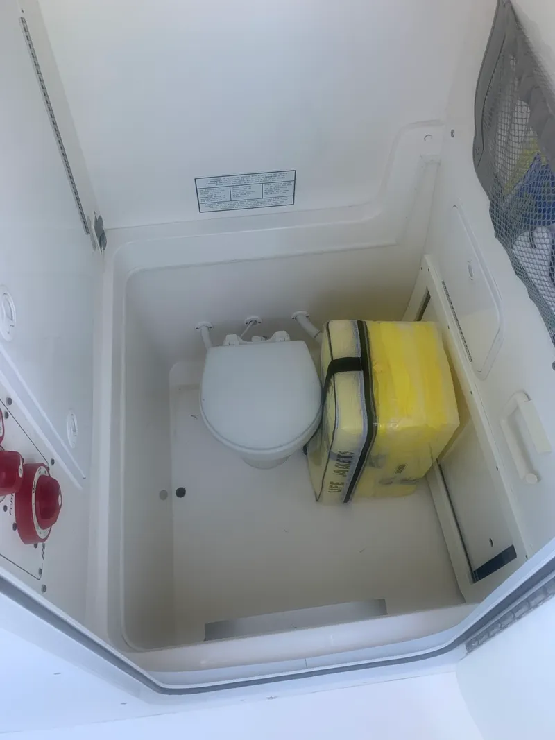 Slide: The Image of Regulator Marine 26 Forwarding Seating 2010 - 15
