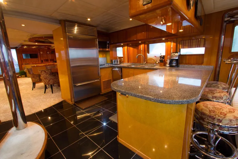 Slide: The Image of President 100 Motor Yacht 2002 - 12