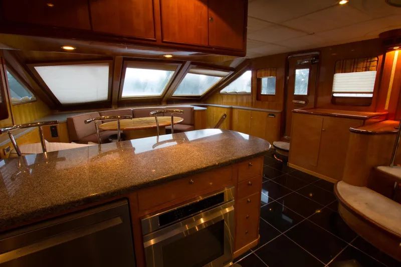 Slide: The Image of President 100 Motor Yacht 2002 - 13