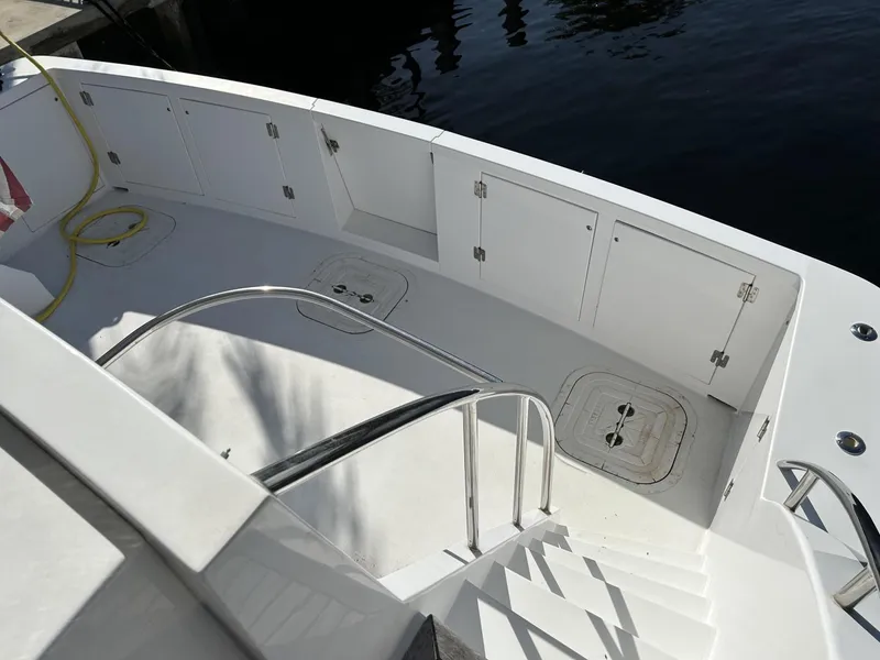 Slide: The Image of President 100 Motor Yacht 2002 - 5