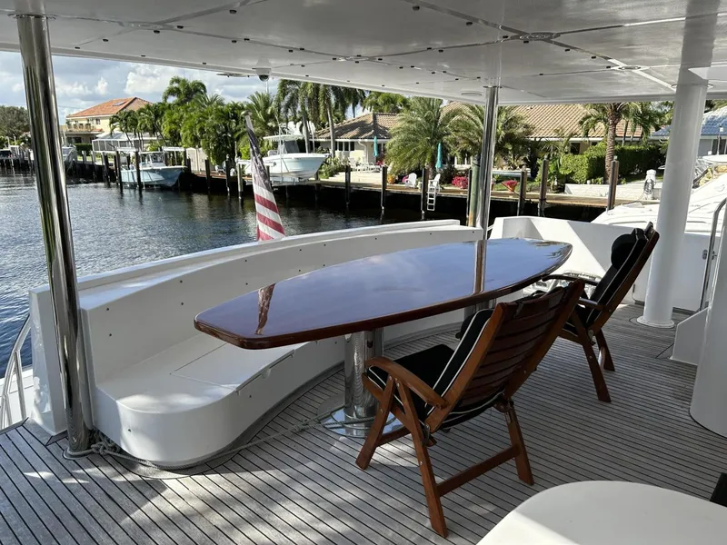 Slide: The Image of President 100 Motor Yacht 2002 - 6