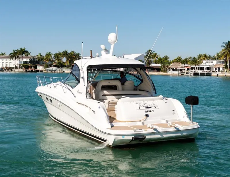 Slide: The Image of Sea Ray 420 Sundancer 2004 - 3