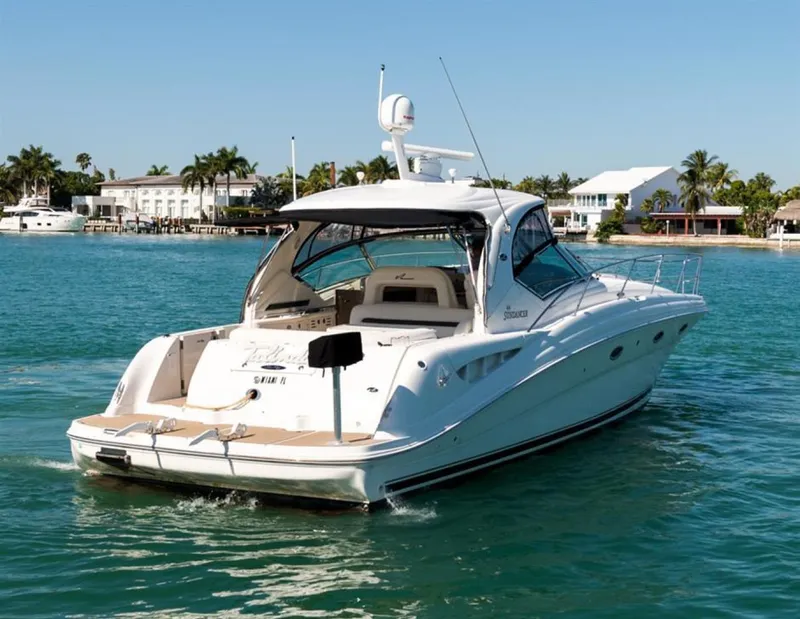 Slide: The Image of Sea Ray 420 Sundancer 2004 - 5