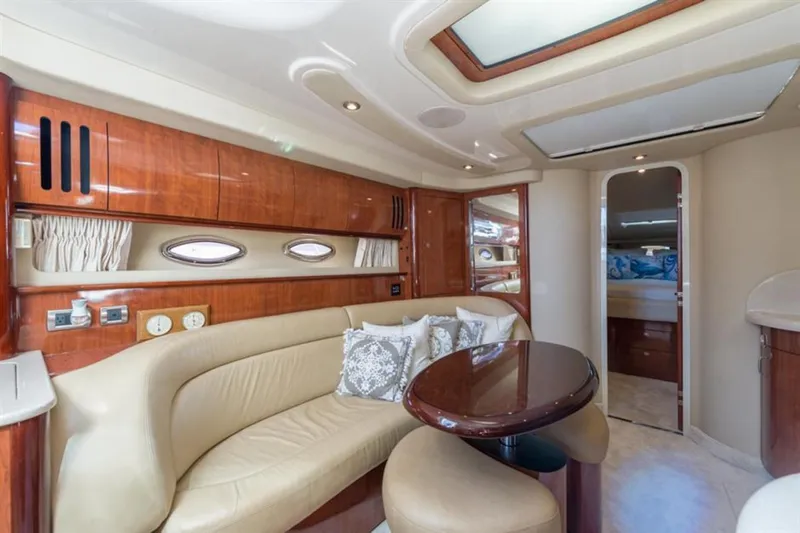 Slide: The Image of Sea Ray 420 Sundancer 2004 - 9