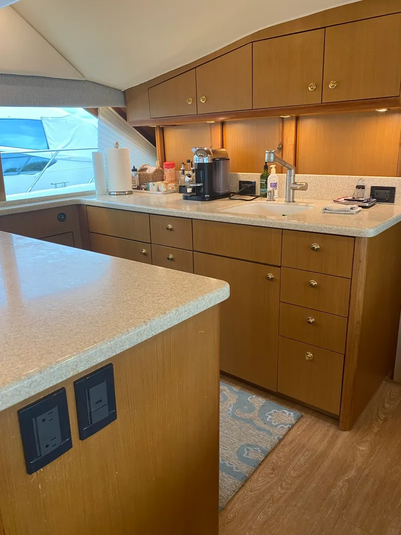 Slide: The Image of Ocean 52 Sportfish 2002 - 14