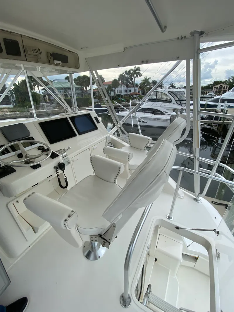 Slide: The Image of Ocean 52 Sportfish 2002 - 3